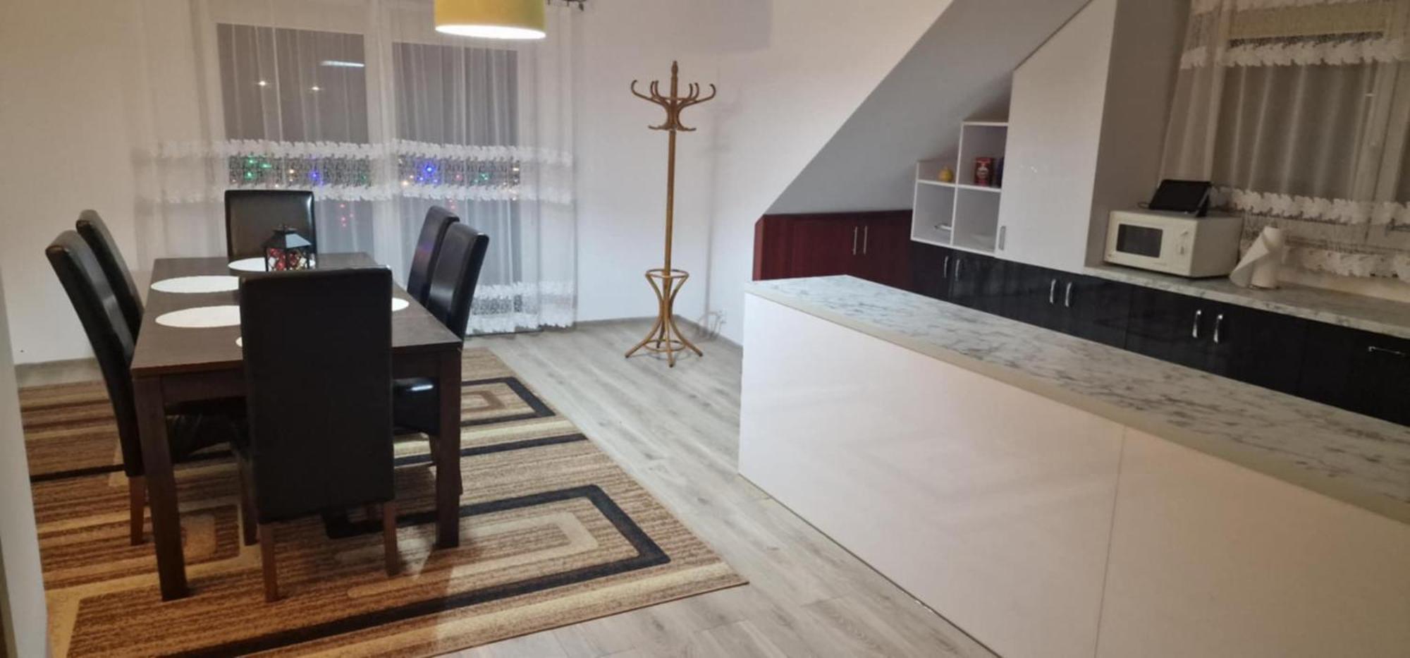 Ferienwohnung Cudowny Zakatek Z Ogrodem I Basenem Bukwica  Exterior foto