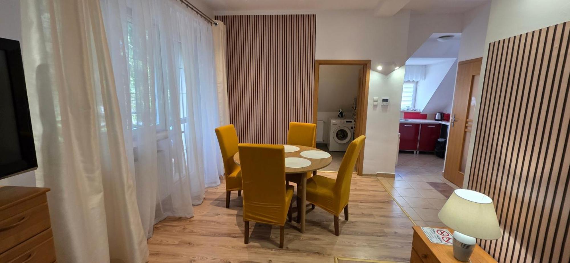 Ferienwohnung Cudowny Zakatek Z Ogrodem I Basenem Bukwica  Exterior foto