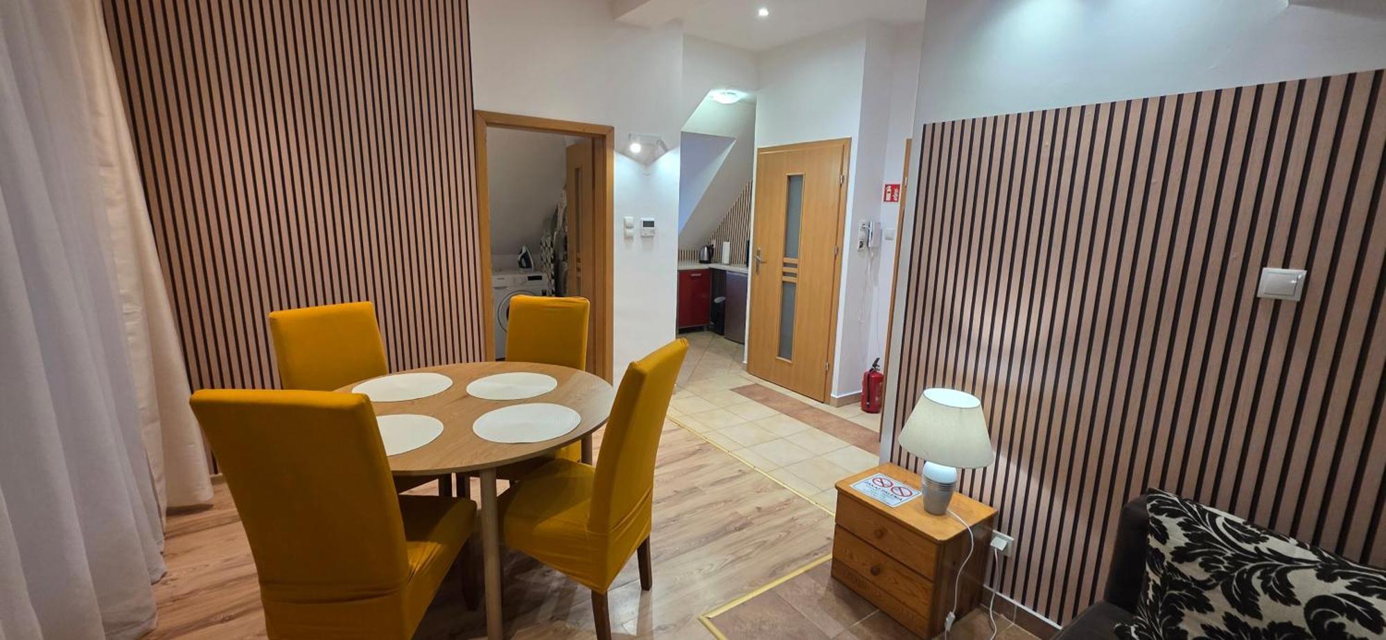 Ferienwohnung Cudowny Zakatek Z Ogrodem I Basenem Bukwica  Exterior foto