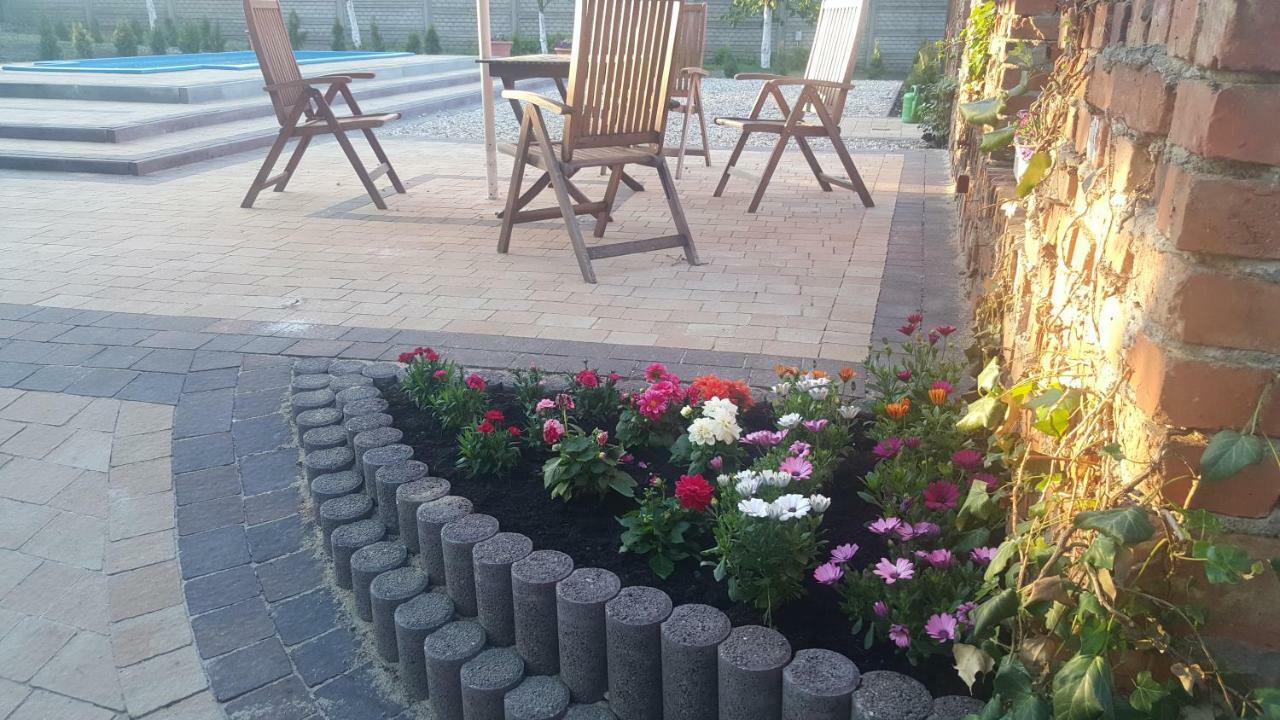 Ferienwohnung Cudowny Zakatek Z Ogrodem I Basenem Bukwica  Exterior foto